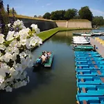 Au Coeur Des Remparts, Du Chateau* Apartmán *